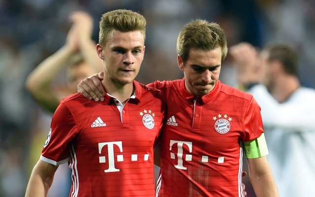 Lahm und Kimmich spielten gemeinsam f&uuml;r den FC Bayern.  | Foto: picture alliance / Andreas Gebert/dpa