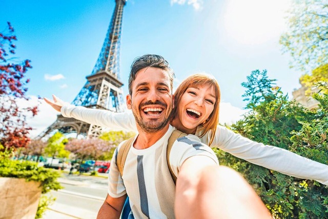 In Paris gibt es neben dem Eiffelturm,...ohnt sich auch nur fr ein, zwei Tage.  | Foto: Davide Angelini (adobe.stock.com)