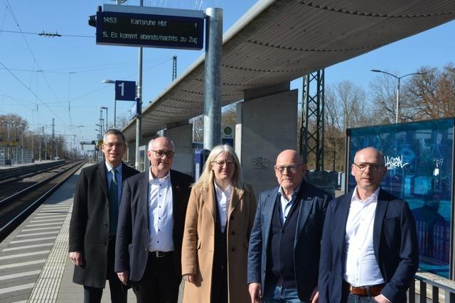 Am Bahnhof in Emmendingen setzt die Deutsche Bahn auf dynamische Informationsanzeigen