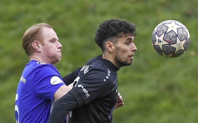 Das Ziel Klassenerhalt fest im Blick h...aolo Disanto vom FC Steinen-Hllstein.  | Foto: Gerd Grndl