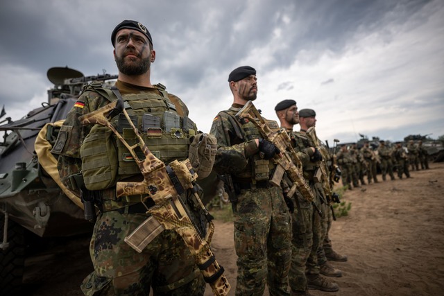 Zeitenwende 2.0.: Die Bundeswehr muss ...eue Aufgaben vorbereiten. (Archivbild)  | Foto: Michael Kappeler/dpa