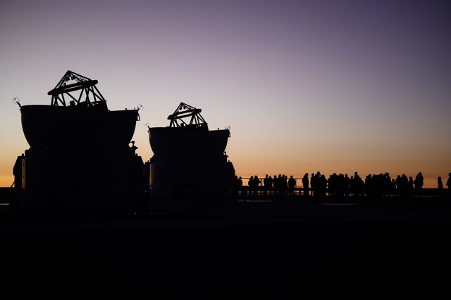 Das Paranal-Observatorium ist eine Beo...ching bei M&uuml;nchen betrieben wird.  | Foto: Bernd von Jutrczenka/dpa