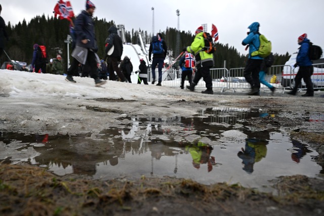 Regen und Wind: Wirklich gem&uuml;tlich ist das Wetter in Trondheim nicht.  | Foto: Hendrik Schmidt/dpa