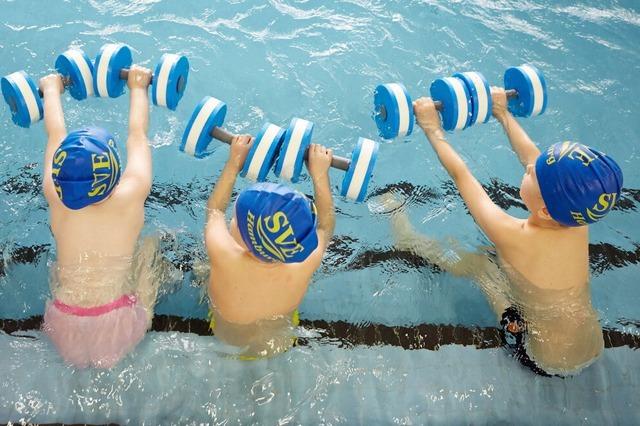 Verband stellt Schwimmunterricht in Baden-Wrttemberg in Frage