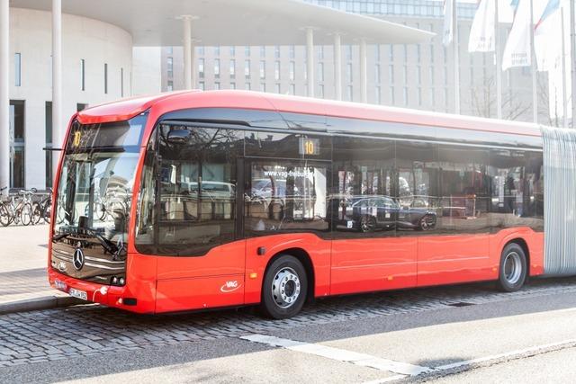 Sechs neue E-Busse sind ab Montag im Freiburger VAG-Netz unterwegs - mit Bargeld zahlen geht aber nicht