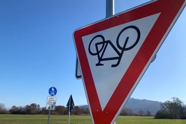 Warum ein Schilderwald am neuen Radweg zwischen Gallenweiler und Staufen steht