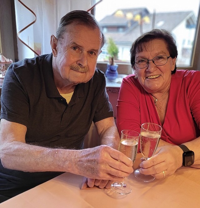 Herbert und Edeltraud &#8211; genannt ...ch feiern heute ihre Goldene Hochzeit.  | Foto: Heidi Rombach