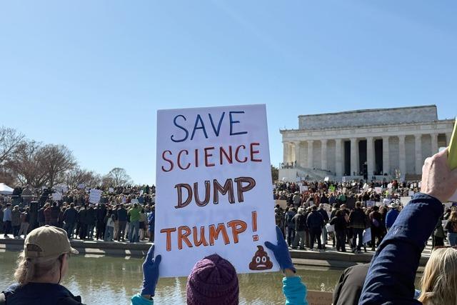 Wissenschaftler protestieren gegen Trumps Politik