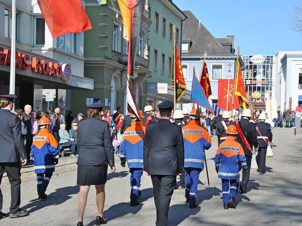 Zu Ehren des heiligen Fridolin zog eine Prozession durch die Innenstadt von Bad Sckingen.