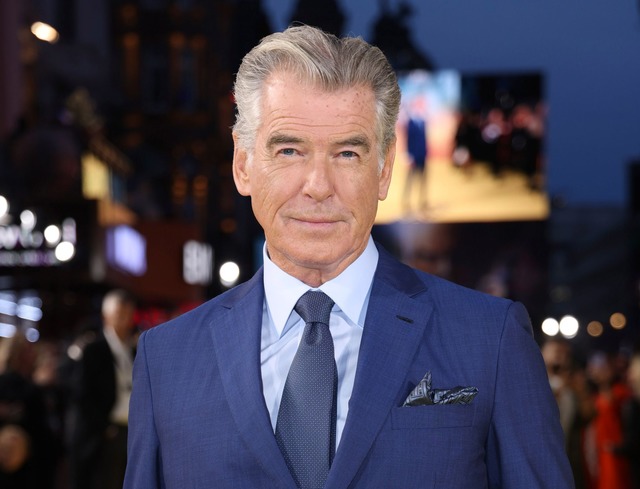 Pierce Brosnan spielte von 1995 bis 2002 James Bond.  | Foto: Vianney Le Caer/AP/dpa