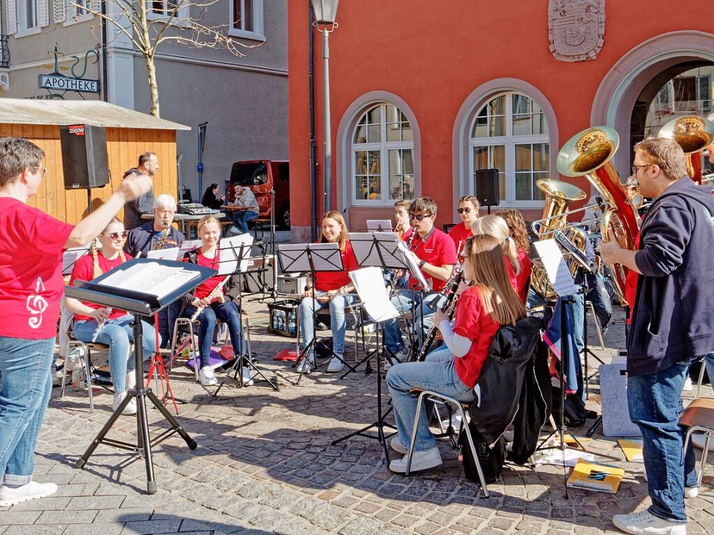 Breisgauer Frhling in Kenzingen: Die Jugendkapelle Kenzingen in Aktion