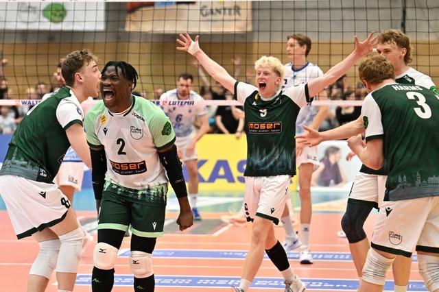 Die Volleyballer der FT 1844 Freiburg entzaubern Vizemeister Friedrichshafen