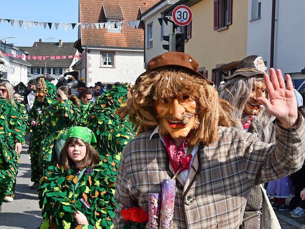 So bunt und sonnig war der Haugemer Buurefasnachtsumzug 2025