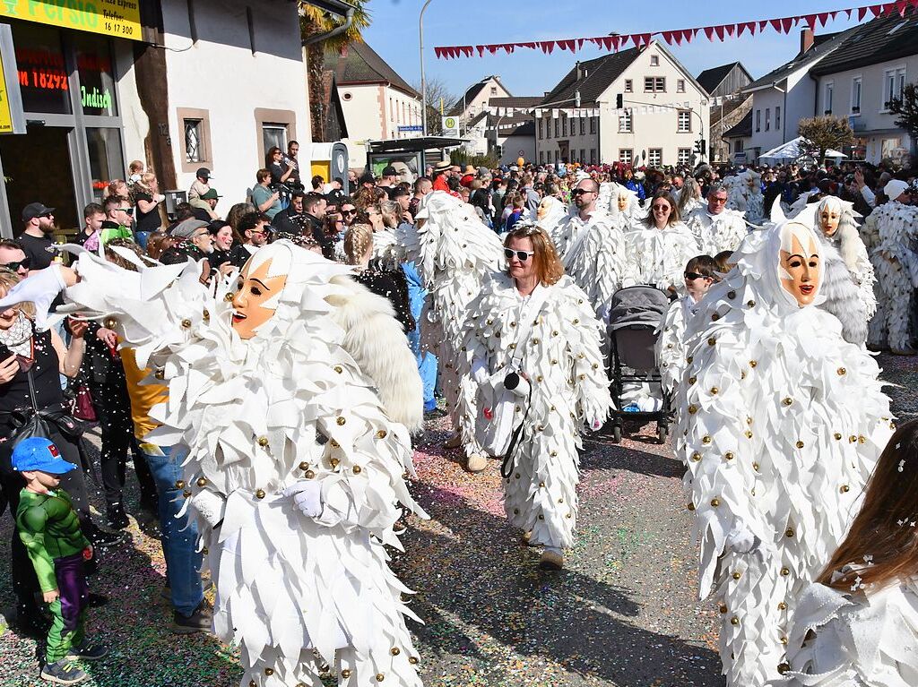 So bunt und sonnig war der Haugemer Buurefasnachtsumzug 2025