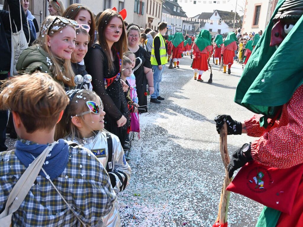 So bunt und sonnig war der Haugemer Buurefasnachtsumzug 2025