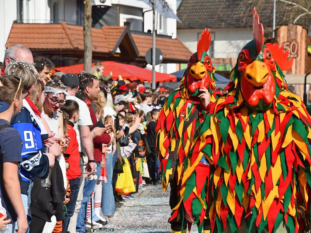 So bunt und sonnig war der Haugemer Buurefasnachtsumzug 2025