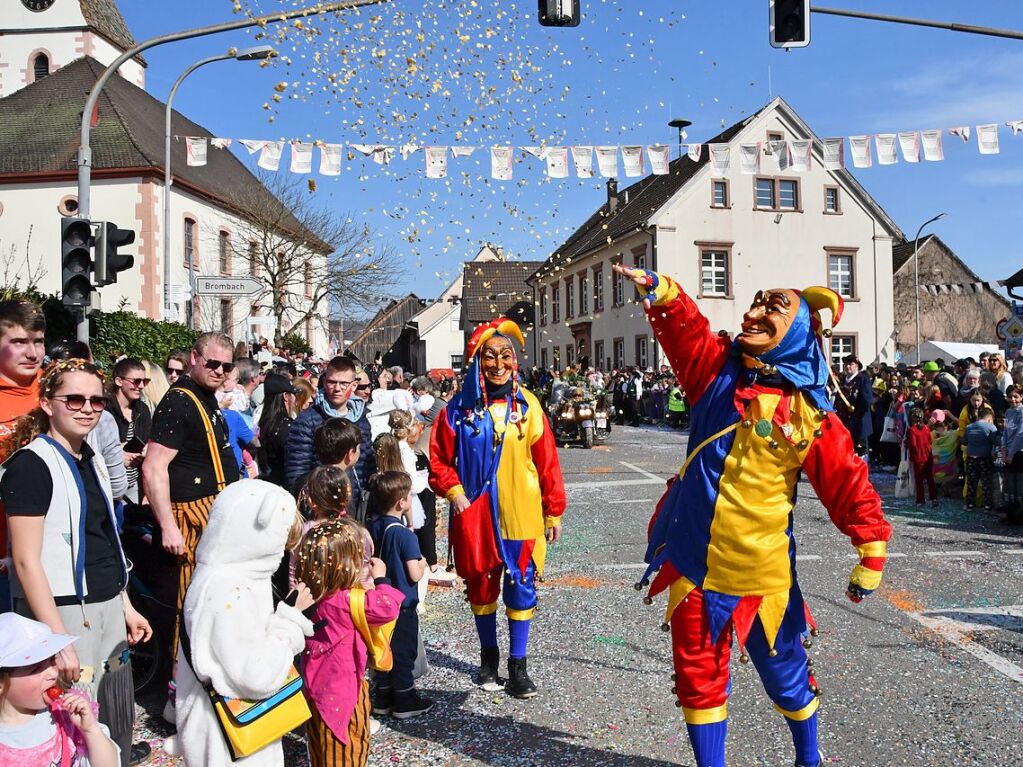 So bunt und sonnig war der Haugemer Buurefasnachtsumzug 2025