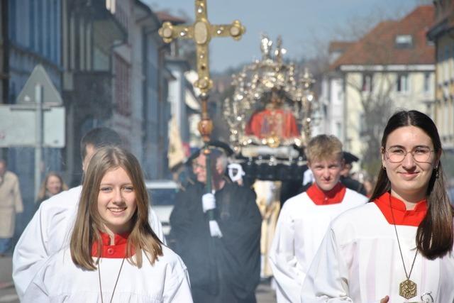 Bischof wrzt das Fridolinsfest mit Selbstironie