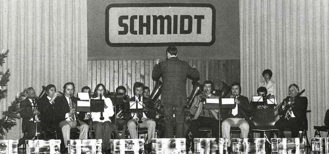 Dieses Bild ist um 1985 bei einer Weih...r in der Halle in Husern entstanden.   | Foto: Archiv Aebi Schmidt