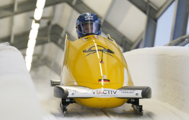 Laura Nolte k&auml;mpft bei der Monobob-WM in Lake Placid mit um die Medaillen.  | Foto: Roman Koksarov/dpa