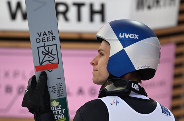 Gold verloren oder Silber gewonnen? Da...r r&auml;tselt auch Andreas Wellinger.  | Foto: Hendrik Schmidt/dpa