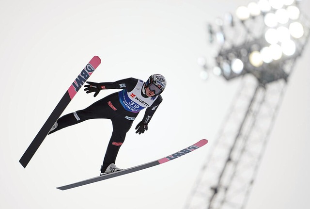 Die norwegischen Skispringer, hier Joh...eim-WM sehr zweifelhafte Glanzlichter.  | Foto: Georg Hochmuth (dpa)