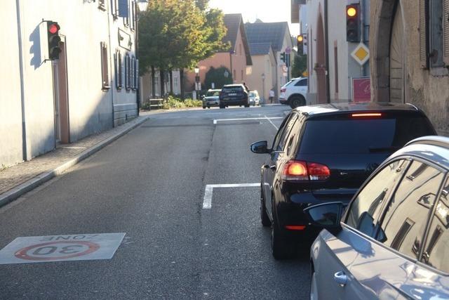 Btzinges Hauptstrae soll zur Einbahnstrae werden, aber Radfahrer drfen in beide Richtungen fahren