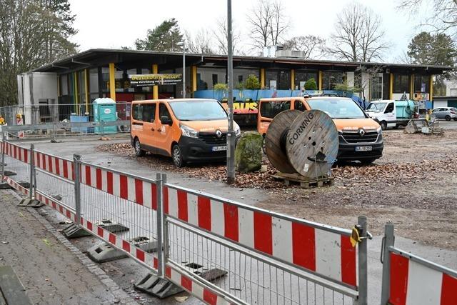 Die Neugestaltung des "Platzes der Begegnung" in Freiburg-Landwasser hat begonnen