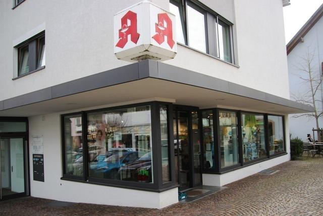 Einbruch in Apotheken in Btzingen und Umkirch - in der Ihringer Apotheke hlt die Stahltr stand