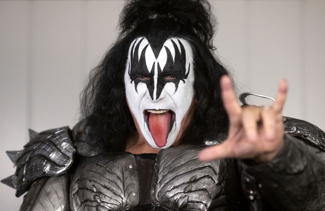 Ein Tag als Assistent von Gene Simmons - das ist nun m&ouml;glich. (Archivfoto)  | Foto: Bernd Thissen/dpa