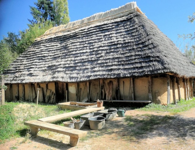 Mitmachen erlaubt: im Alamannenmuseum  | Foto: Kurt Paulus