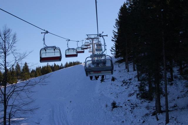 Skilift-Unfall am Feldberg: Vater erhebt Vorwrfe nach 8-Meter-Sturz seiner Tochter in Todtnau-Fahl