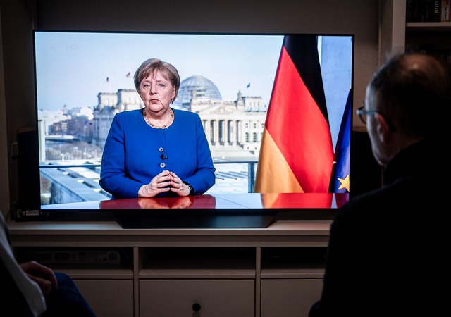 Die Kanzlerin richtete einen Appell an alle Menschen. (Archivbild)  | Foto: Fabian Strauch/dpa