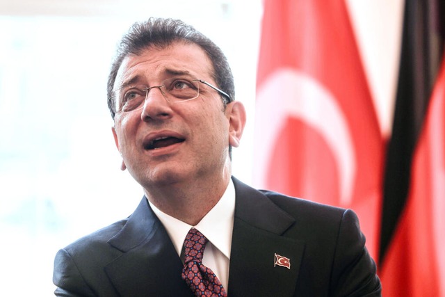 Ekrem Imamoglu, hier auf einem Archivfoto vom Juni 2024.  | Foto: Oliver Berg