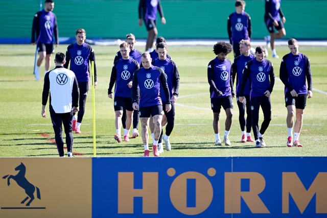 Vor dem Abflug nach Italien trainierten die Nationalspieler in Dortmund.  | Foto: Federico Gambarini/dpa