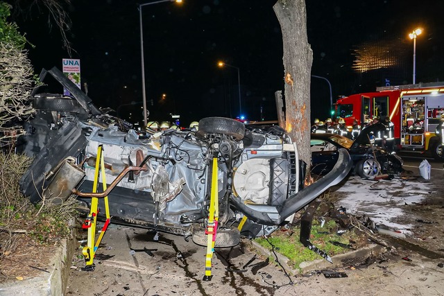 Wenn Raser einen Unfall verursachen, k&ouml;nnen empfindliche Strafen drohen.  | Foto: Andreas Rometsch/KS-Images.de/dpa