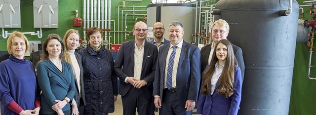 Rektor Stephan Trahasch (M.) mit den G...#8222;Zaporizhzhia Polytechnic&#8220;.  | Foto: Hochschule Offenburg