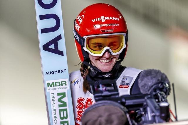 Die deutschen Skispringerinnen Selina Freitag, Katharina Schmid und Co. glnzen ein Jahr vor Olympia