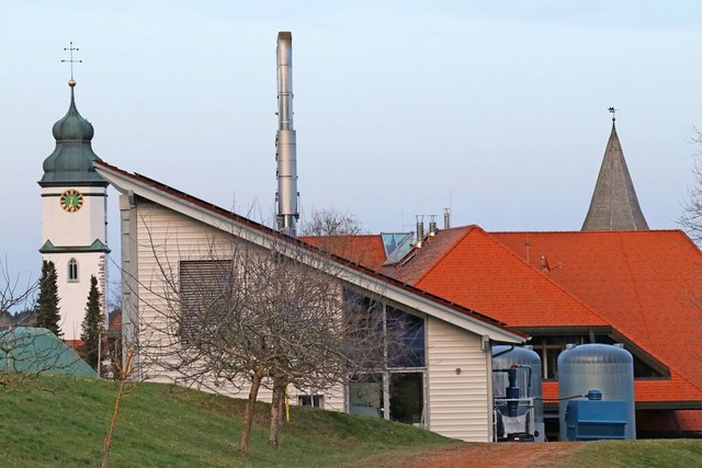 In diesem Gebude werden Hackschnitzel...ahwrme in Grafenhausen zu produzieren  | Foto: Dorothe Kuhlmann