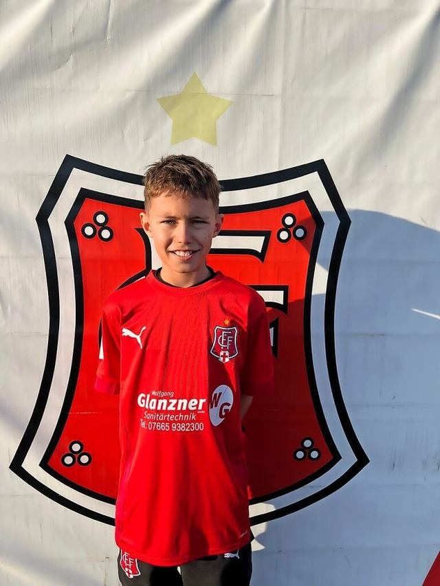 Toni selbst spielt fr den Freiburger FC.  | Foto: Privat