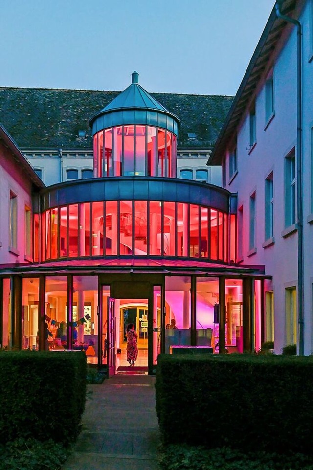 Eine besondere Atmosphre herrschte zu... Bibliotheken in der Lahrer Mediathek.  | Foto: Endrik Baublies