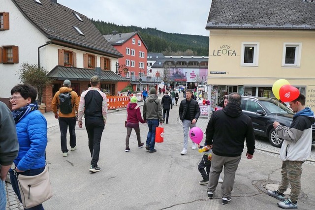 Einiges los war am verkaufsoffenen Sonntag in Neustadt. | Foto: Heidrun Simoneit Einiges los war am verkaufsoffenen Sonntag in Neustadt. | Foto: Heidrun Simoneit