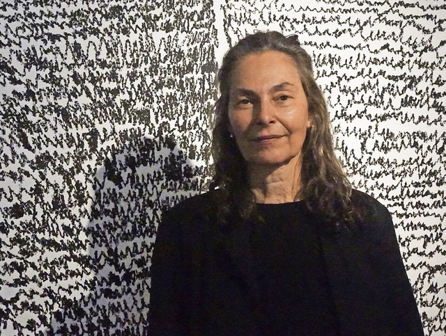Künstlerin Isabel Zuber zeigt im Radbrunnen in Breisach Zeichnungen.  | Foto: Paul Klock
