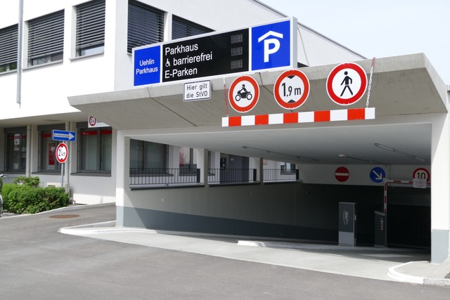 In der Uehlin-Tiefgarage kann ab sofor...Stunde  lang kostenlos geparkt werden.  | Foto: Sarah Trinler