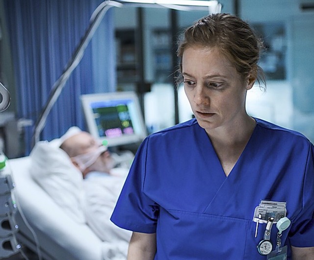 Eine Szene aus dem Film „Heldin“ mit Leonie Benesch | Foto: Tobis Verleih Eine Szene aus dem Film „Heldin“ mit Leonie Benesch | Foto: Tobis Verleih