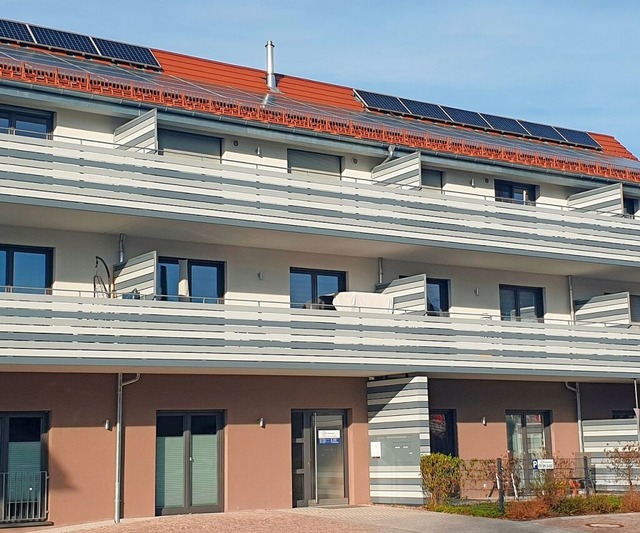 Ins Erdgeschoss des neuen Wohnhauses ...t jetzt die Hausarztpraxis eingezogen. | Foto: Sonja Niederer Ins Erdgeschoss des neuen Wohnhauses ...t jetzt die Hausarztpraxis eingezogen. | Foto: Sonja Niederer