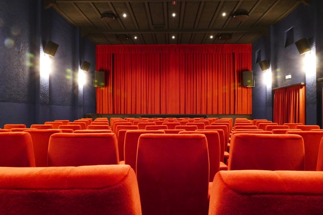 Das Kommunale Kino in Breisach befinde...ttheis betriebenen Engel-Lichtspielen.  | Foto: Sophia Ungerland