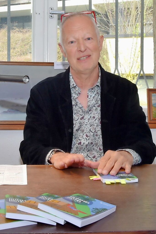 Michael (Mick) Locher bei der Lesung im Hirschmuseum. | Foto: Stefan Pichler Michael (Mick) Locher bei der Lesung im Hirschmuseum. | Foto: Stefan Pichler