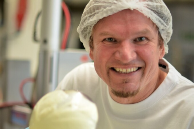 Käsekuchenbäcker Stefan Linder: 