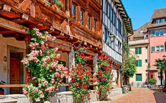 Malerisches Kleinod am Zrichsee: die Rosenstadt Rapperswil  | Foto: Zrich Tourismus